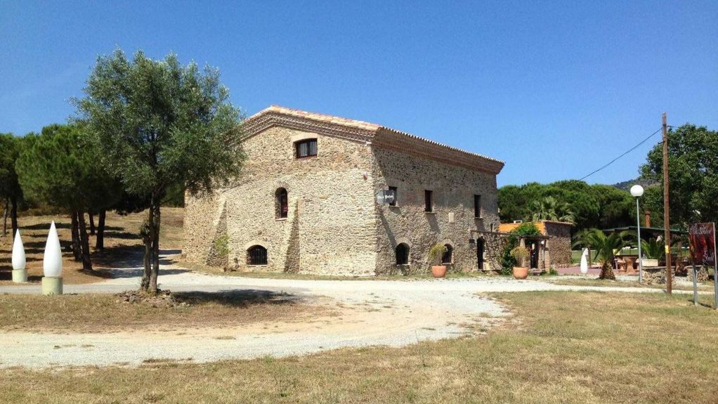 Mas Palou rustic wedding venue Barcelona