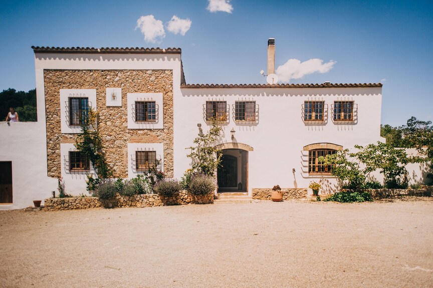 Mas Santo countryside wedding venue Barcelona