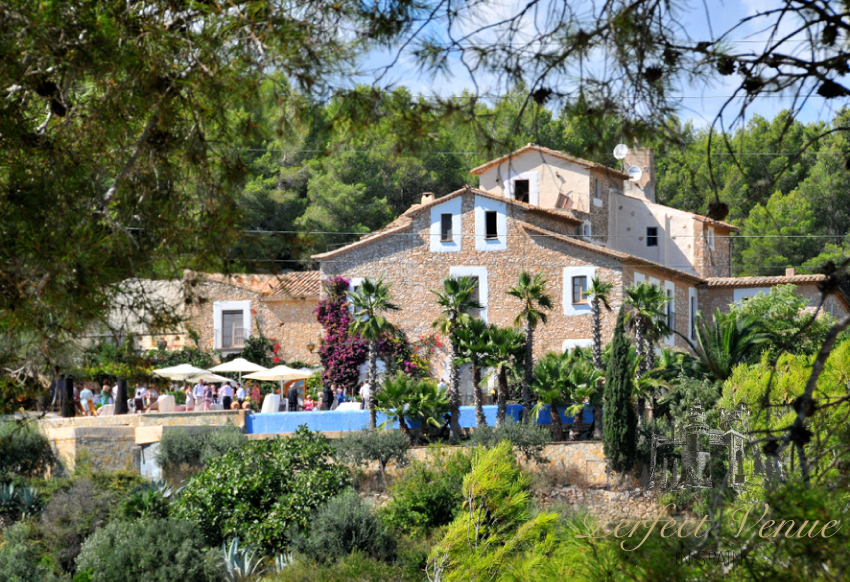 Private vineyard villa wedding venue Barcelona